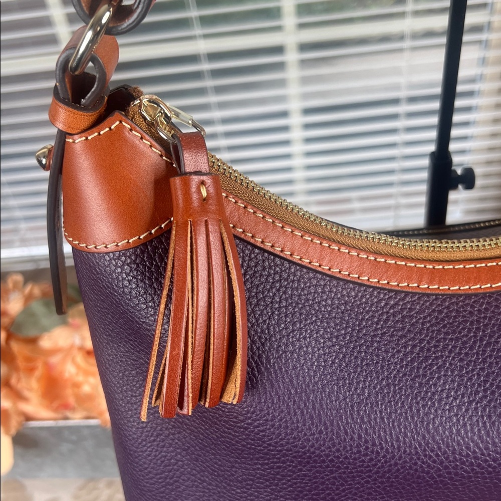 Dooney & Bourke Pebbled Leather Hobo Shoulder Bag Plum Wine Purple - Picture 3 of 14